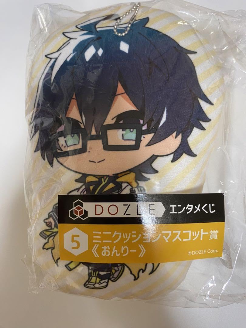 ドズル社 エンタメくじ おんりー ミニクッションマスコット Amazon.co.jp: ドズル社 エンタメくじ おんりーさん ミニ