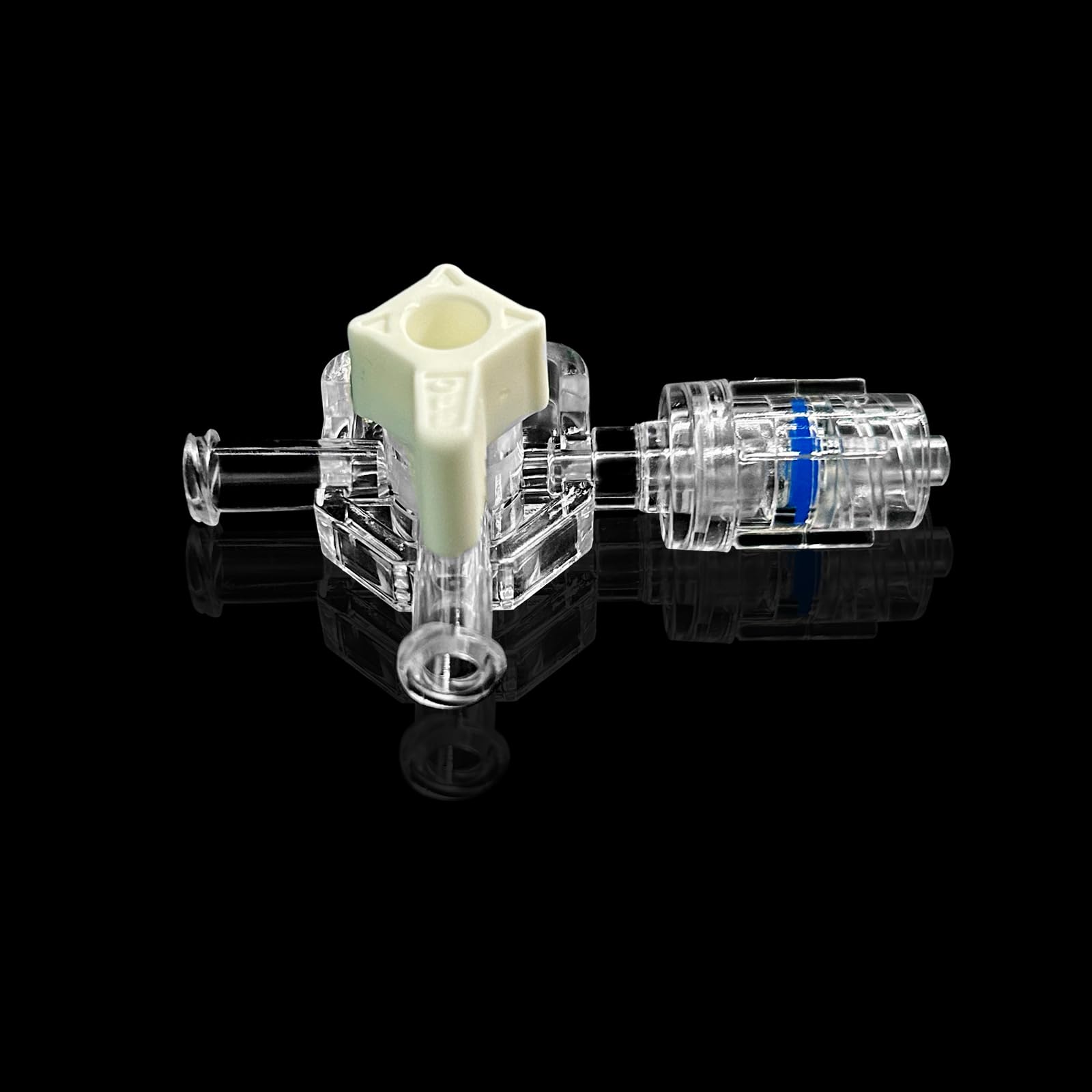 50 Stück 3-Wege Hahnventile für Luer Lock oder Katheterverbindung, Luer Drei-Wege-Tee-Ventil, für medizinische und laboratorische Verwendung, Einwegsteril. (EMRN 3(Druckfest))