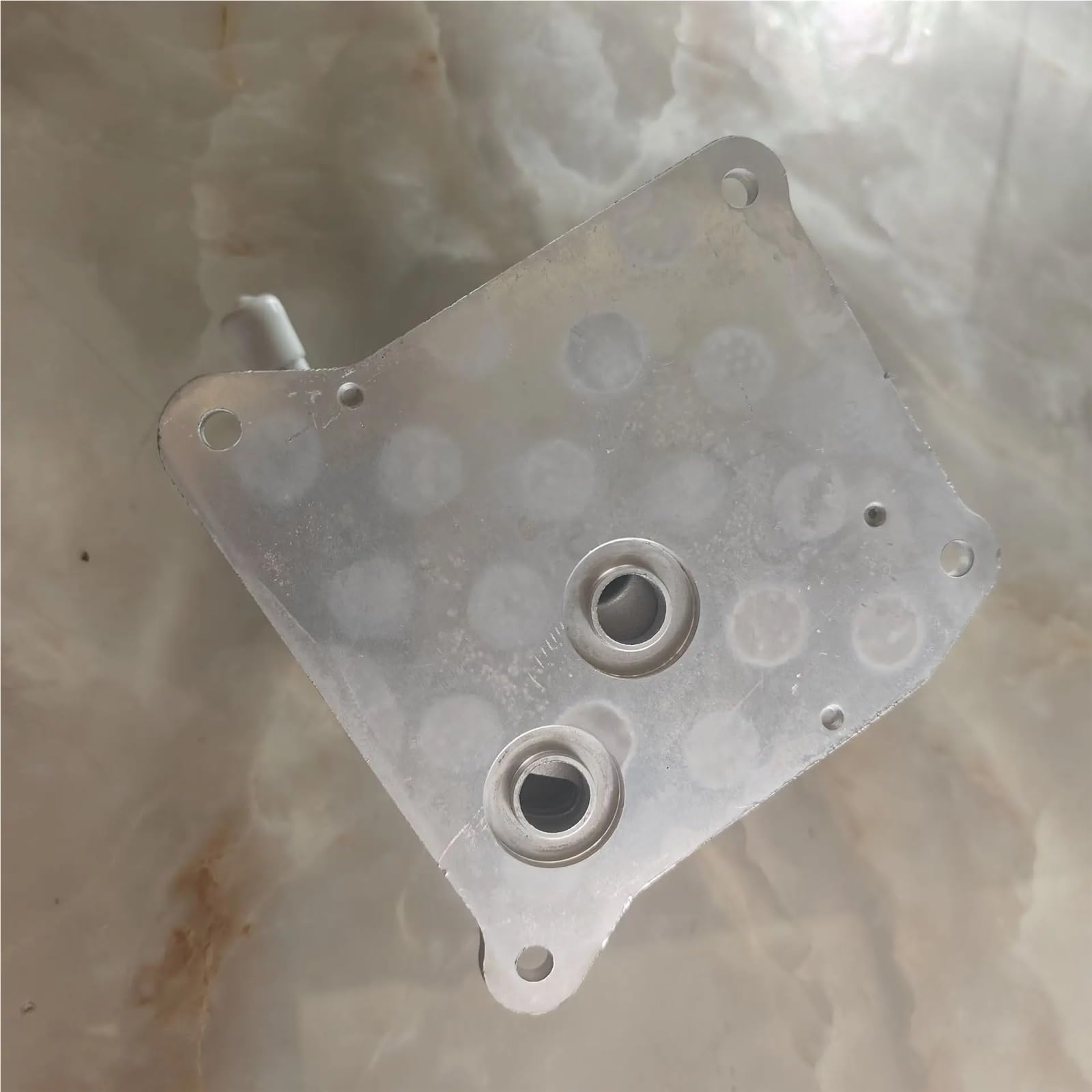 Chłodnica oleju silnikowego Do Nissan CVT Do Sentra 1.8L 2017 srebrna chłodnica oleju silnikowego 21606-3JX0B 216063JX0B