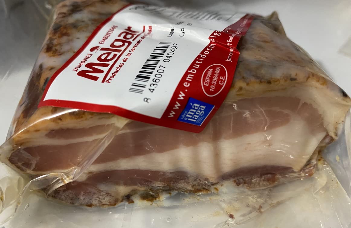 Quejara Chicharrón De Cádiz Ideal Con Unas Gotitas De Limón Y Sal, Producto Gourmet, Delicatessen