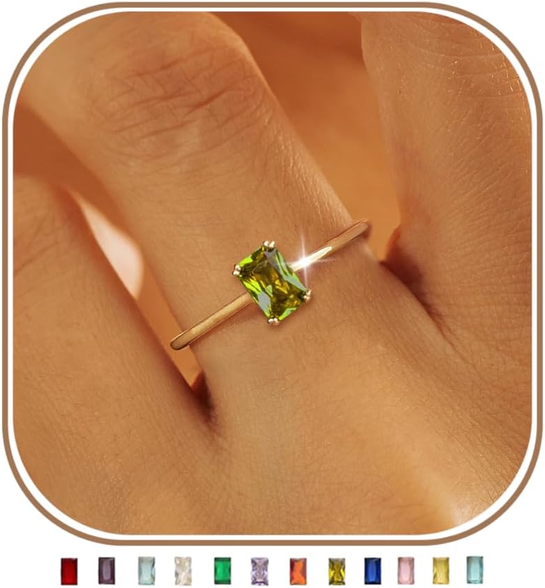 KAERUN Anillos de piedra natal de oro para mujer, no se deslustra, chapado en oro de 14 quilates, apilables con circonita cúbica, anillo de eternidad, delicado anillo de compromiso con piedras preciosas de color verde esmeralda para madre amante, joyería de cumpleaños, regalos de tamaño 6-10