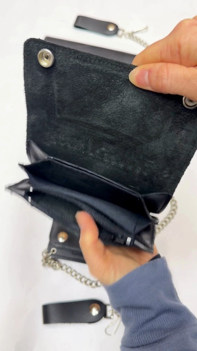 Amazon.com: Black Leather Trucker Wallet With Chain - Biker Snap