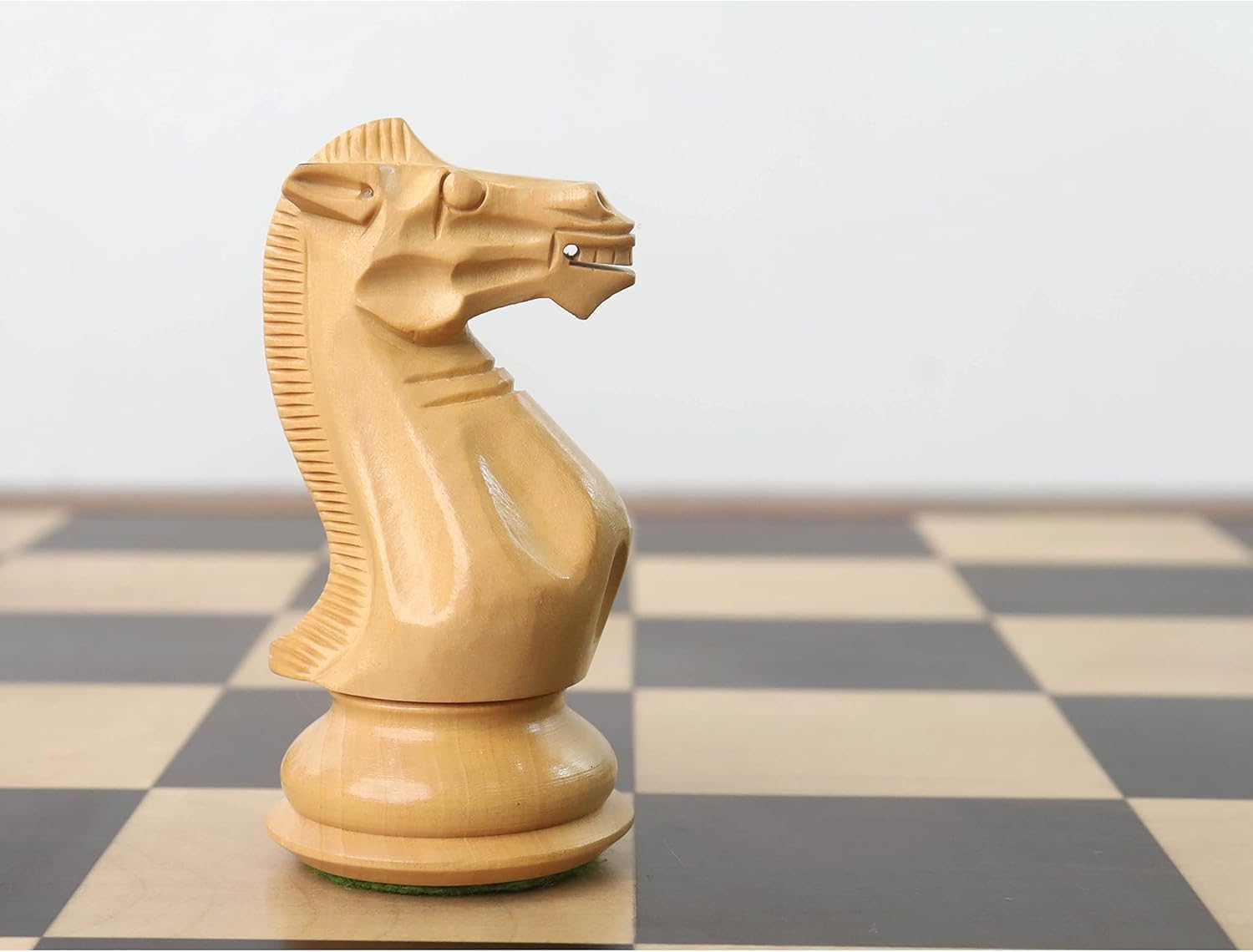 Pro Staunton - Set di pezzi per scacchi, 10,4 cm, in legno ebanizzato zavorrato, 4 regine