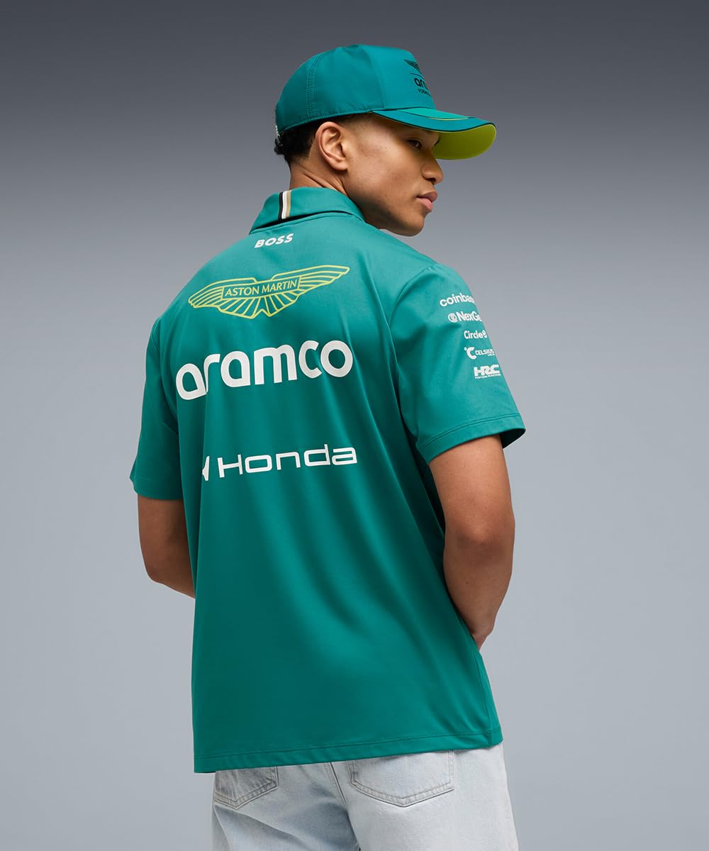 PUMA Aston Martin F1 2026 Polo Team Uomo – Verde | Come visto indossato dal team e dai piloti, Tutti i loghi più recenti di team e partner, Maniche corte con colletto a tapetta