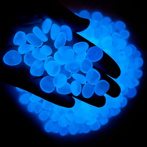 SEETOOOGAMES Rocas que brillan en la oscuridad para decoración, piedras de plástico luminosas de color azul, 500 unidades SEETOOOGAMES Rocas que brillan en la oscuridad para decoración, piedras de plástico luminosas de color azul, 500 unidades