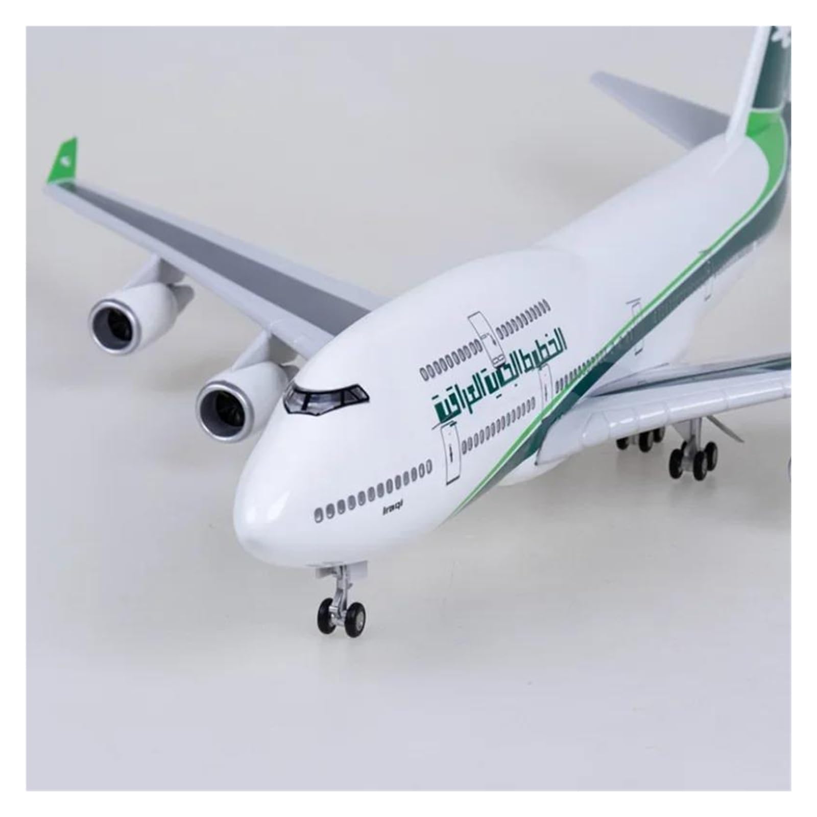 Odlewane zabawki samolotowe w skali 1/150 dla 747 IRAQI Airways Model odlewu samolotu Żywiczny samolot samolot ze światłem i kołami Kolekcja Wyświetlacz do zbierania i wyświetlania (ze światłem)