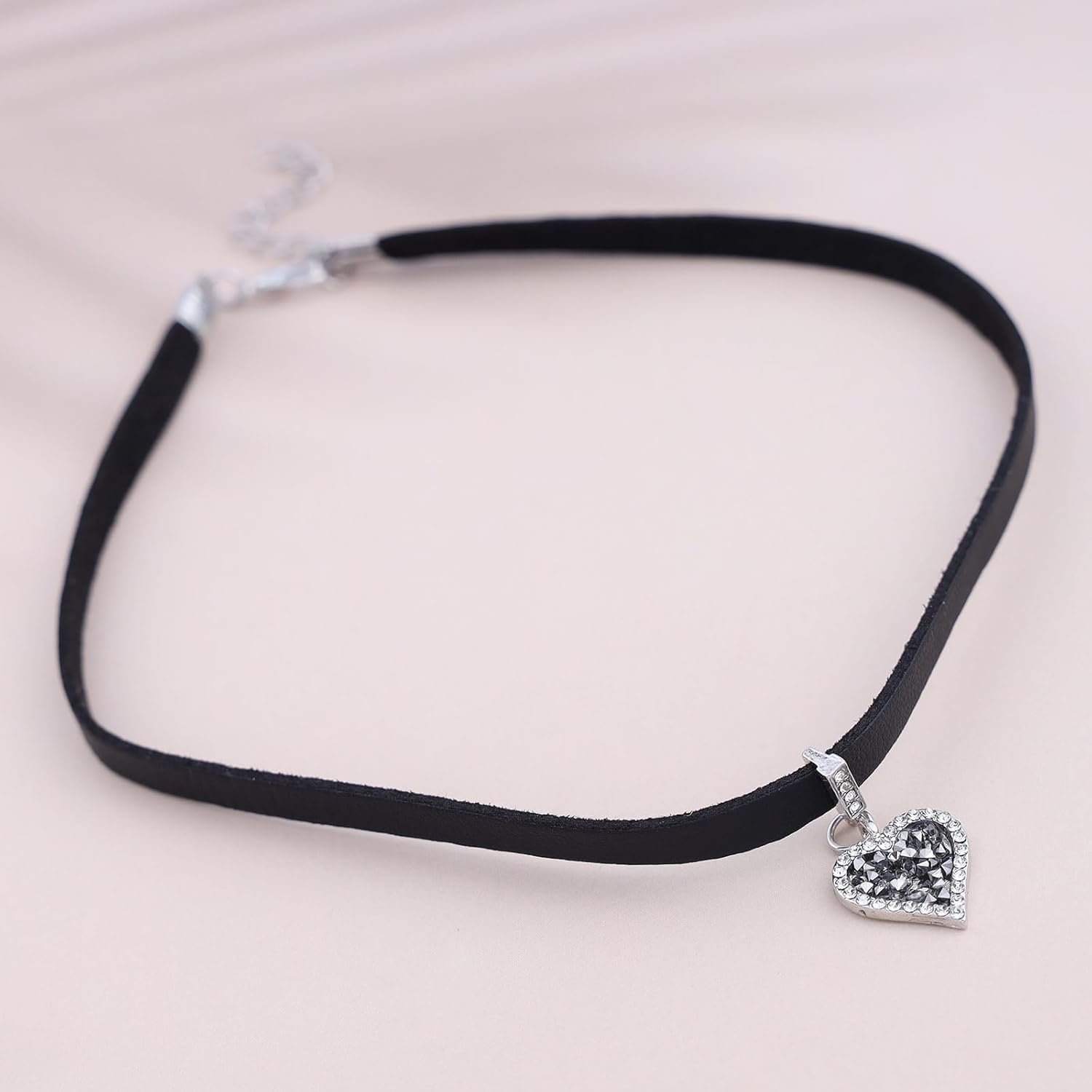 Bohemian Leather Heart Choker Necklace Black Crystal Heart Pendant Necklace Black Leather Collar Necklace Minimalist Cz Paved Heart Necklace Jewelry for Women - Image 6