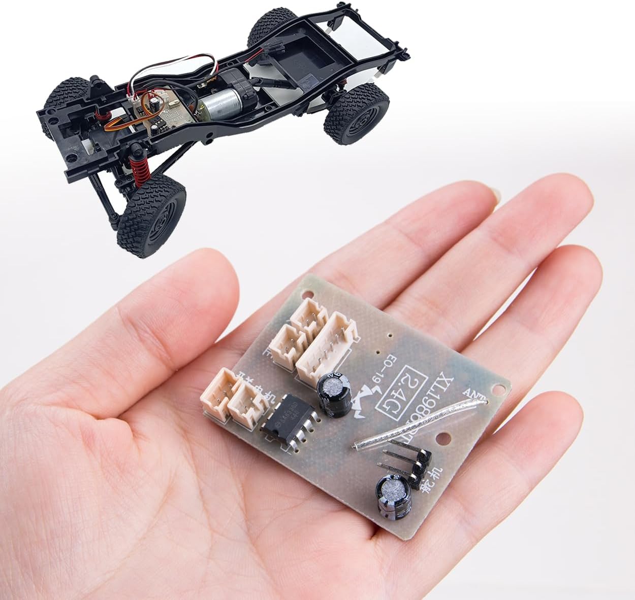 ZORZA 1Pcs DIY RC Car Receiver Board Enhanced 1/12 Scale Remote Control Model Car Parts for Repair & Upgrades Compatible with MN82 MN78 MN99S MN99 Crawler Models for Hobbyists