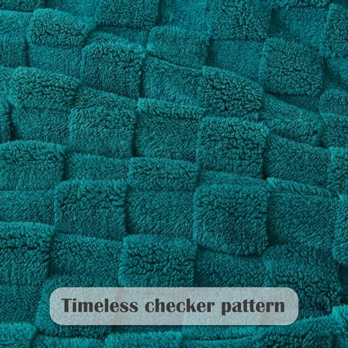 NEWCOSPLAY Super Soft Throw Blanket Dark Teal Premium Silky Flannel Fleece 3D Checkered Lightweight Bed Blanket All Season Use (Dark Teal Checkered, Throw(50"x70"))