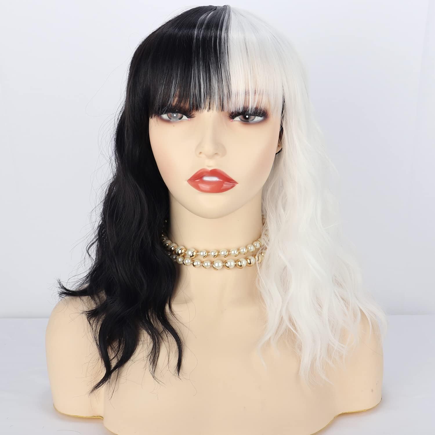YEESHEDO Cruella Deville Wigs,Black White Wig Short Wavy Bob Wigs for Costume Women Natural Cute Soft Wig with Wig Cap - Image 4