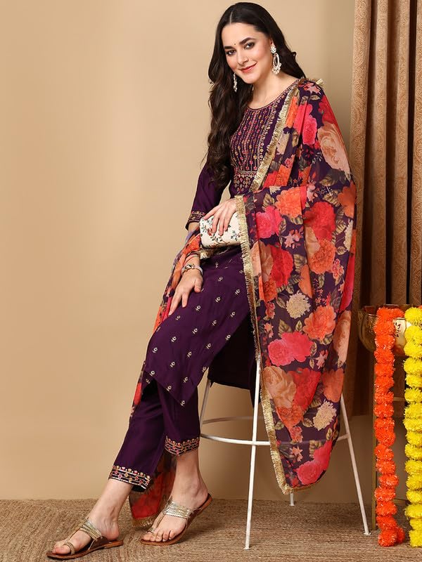 Image of Vaamsi Women's Silk Blend Solid Embroidered Straight Kurta Pant With Dupatta