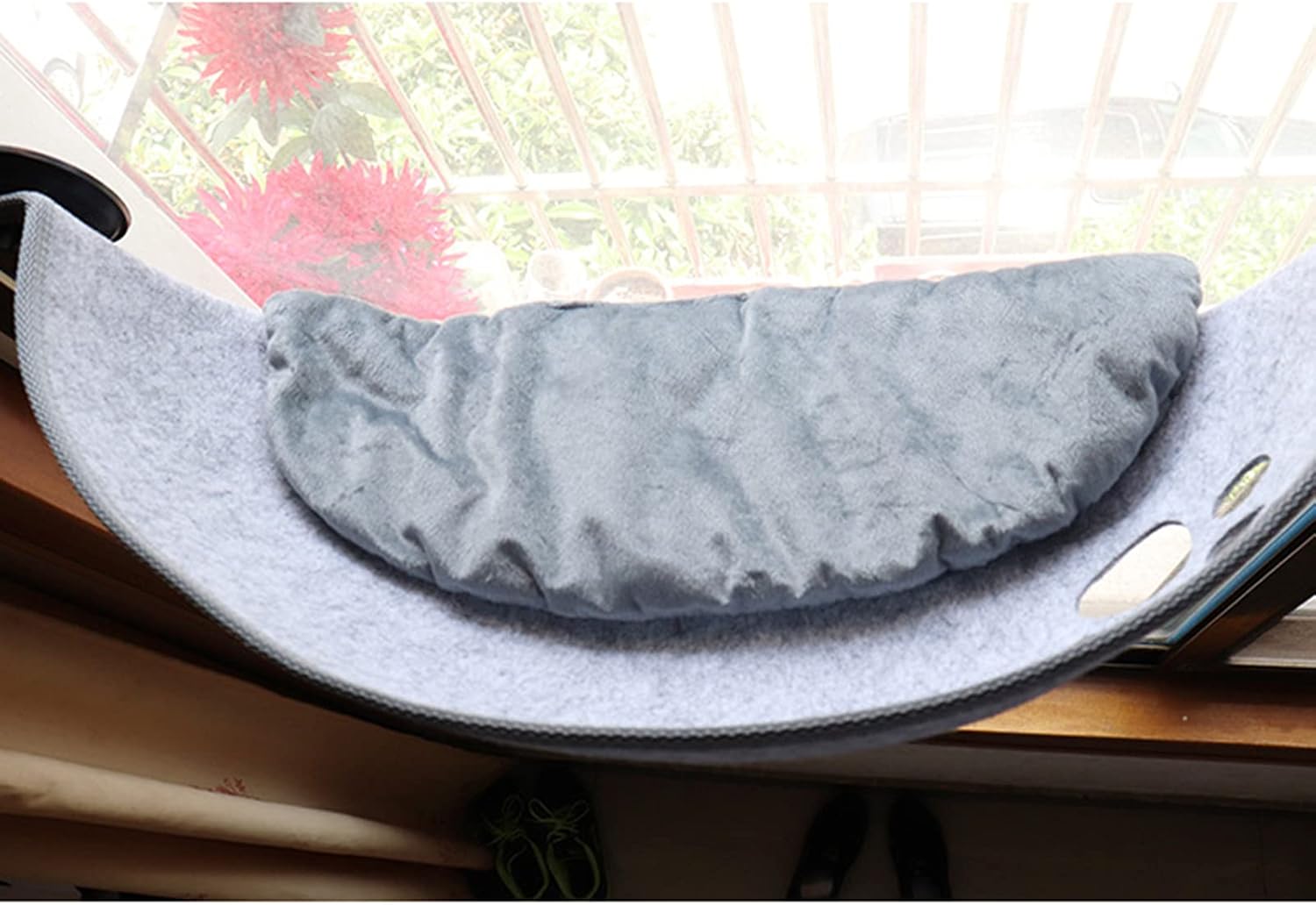 review Cat Hammocks for Car with Window, Sill Sill Seat with Washable Cushion, Suction Cups Space Saving, Rest Seat, Pink