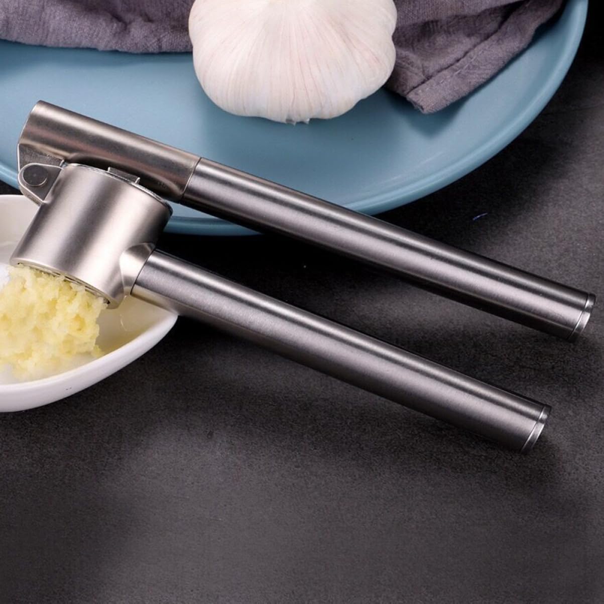 Stainless Steel Garlic Press Press Garlic Crusher Easy Clean Ergonomic Handle for Home Kitchen