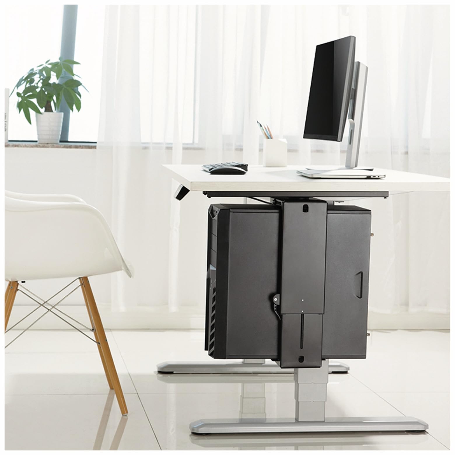 LogiLink EO0031 - Supporto da tavolo regolabile per PC, girevole a 360°, con regolazione variabile delle dimensioni e chiusura rapida, max. 10 kg