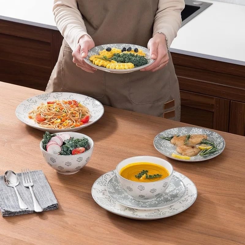 Ensemble de vaisselle en céramique artisanale au design épuré