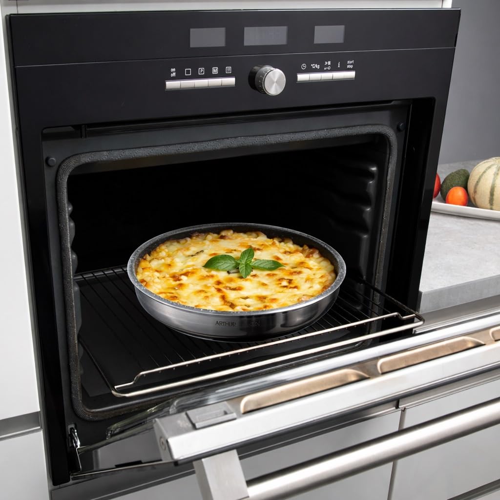 Arthur Martin - Batería de Cocina 10 Piezas Acero Inoxidable 18/10 - Apta Inducción - Sartenes Ø20/22/26 Cacerolas Ø16/18/20-3 Tapas Vidrio, Pico Vertedor