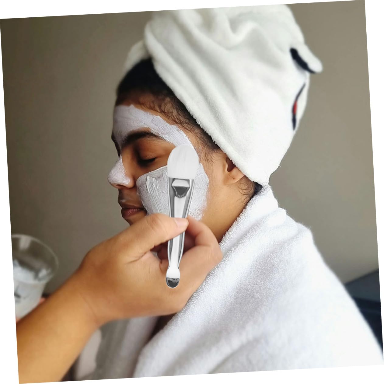 HAPINARY 2Pcs Double Ended Facial Mask Brush Applicator for Easy and Precise Clay Mask Application Lightweight Gentle Bristles for All Skin Types for Use