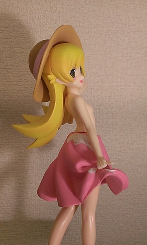 Amazon.co.jp: 偽物語 プレミアムフィギュア 忍野忍 : おもちゃ