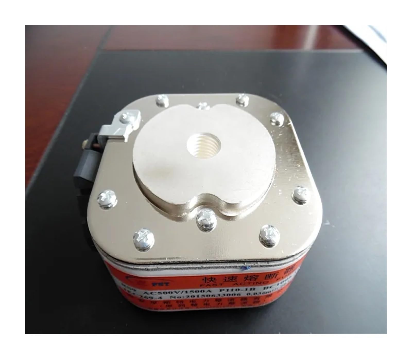 Fusibles RS9 AC500V 1500A P110-1B pour protection circuit industriel