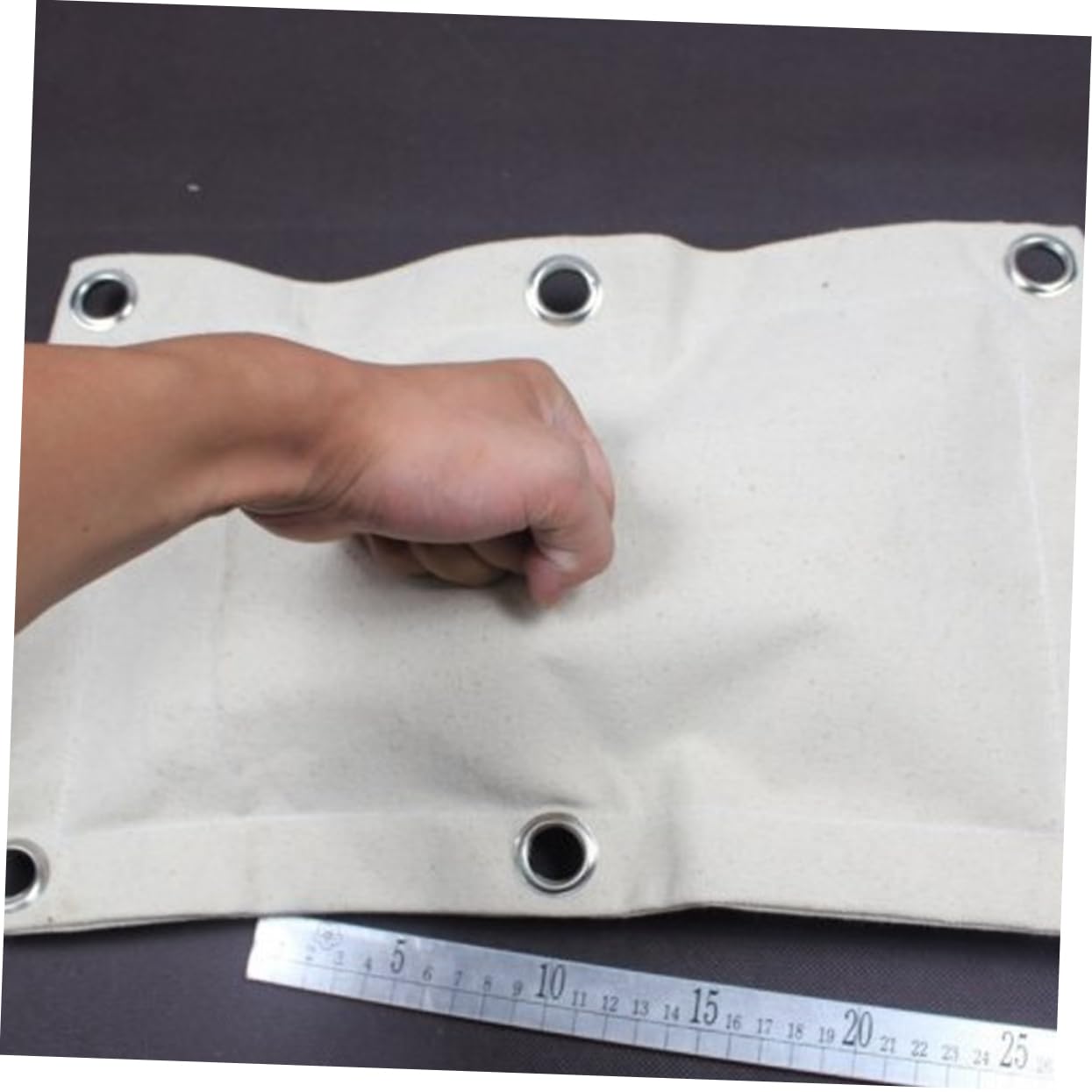 BESPORTBLE Sacco da Boxe da Muro 2pezzi in Tela Beige Superficie Imbottita e Tre Sezioni, Attrezzatura Versatile per Kickboxing e Boxe per Principianti e Atleti Esperti