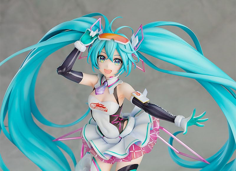 Amazon.com: Good Smile Hatsune Miku GT Project: Racing Miku (2021