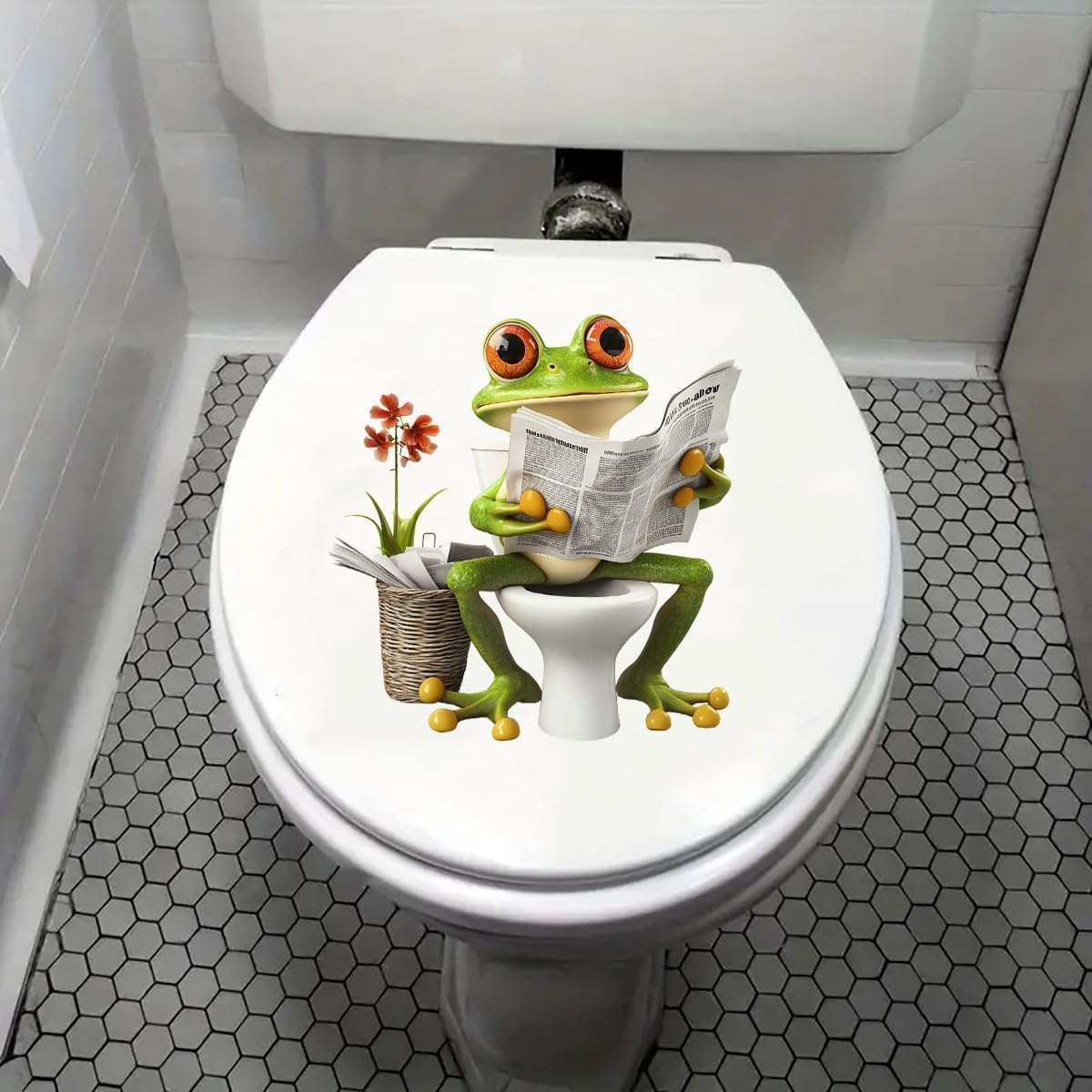 Green Frog Toilet Sticker,Waterproof Crack Frog Toilet Lid Decals, Self-Adhesive WC Cover Sticker Bathroom Accessiores (Newspaper Frog)