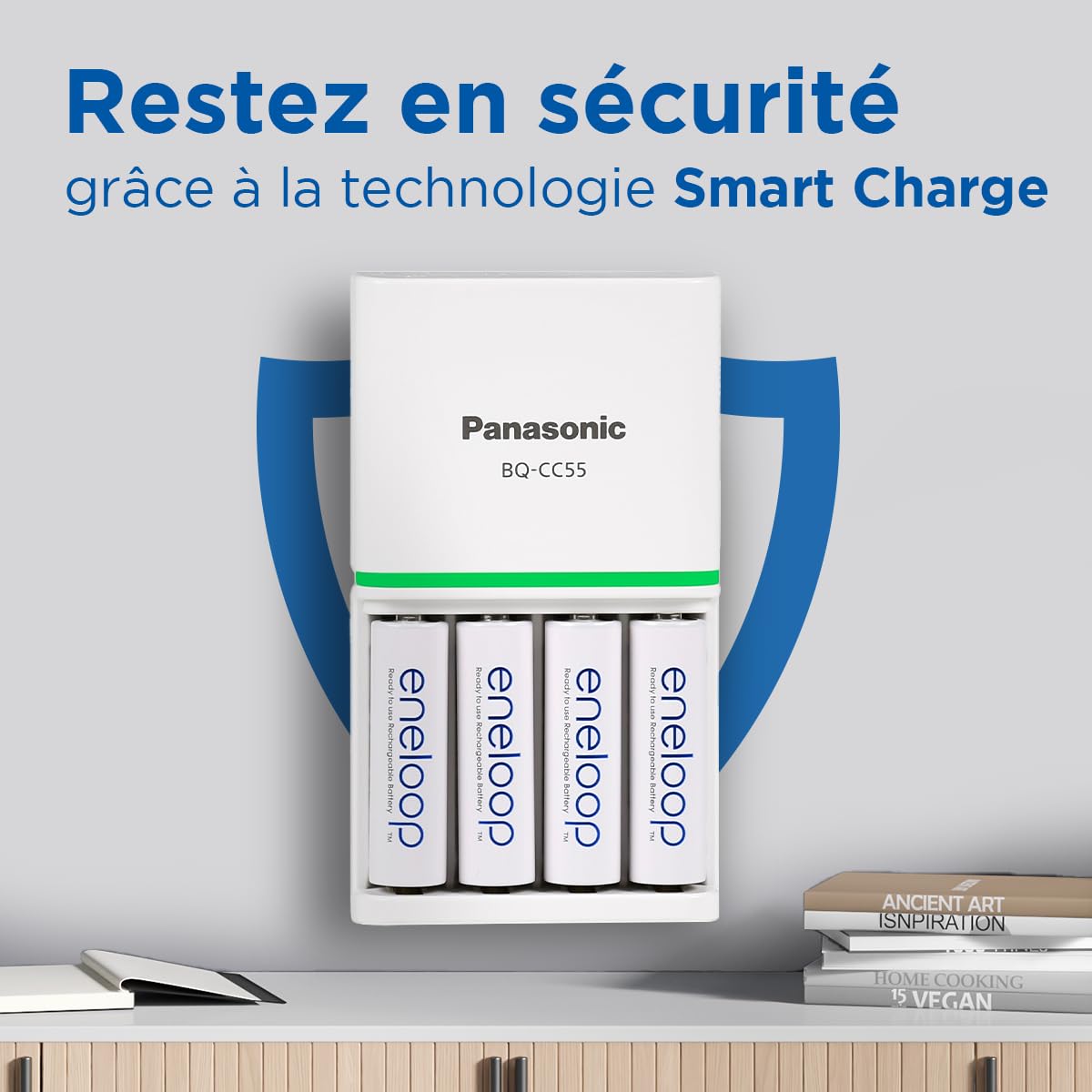 Chargeur eneloop SmartPlus pour 1 à 4 Piles AA/AAA Ni-MH, fourni avec 4 Piles eneloop AA/Mignon à capacité renforcée et 10 Fonctions de sécurité