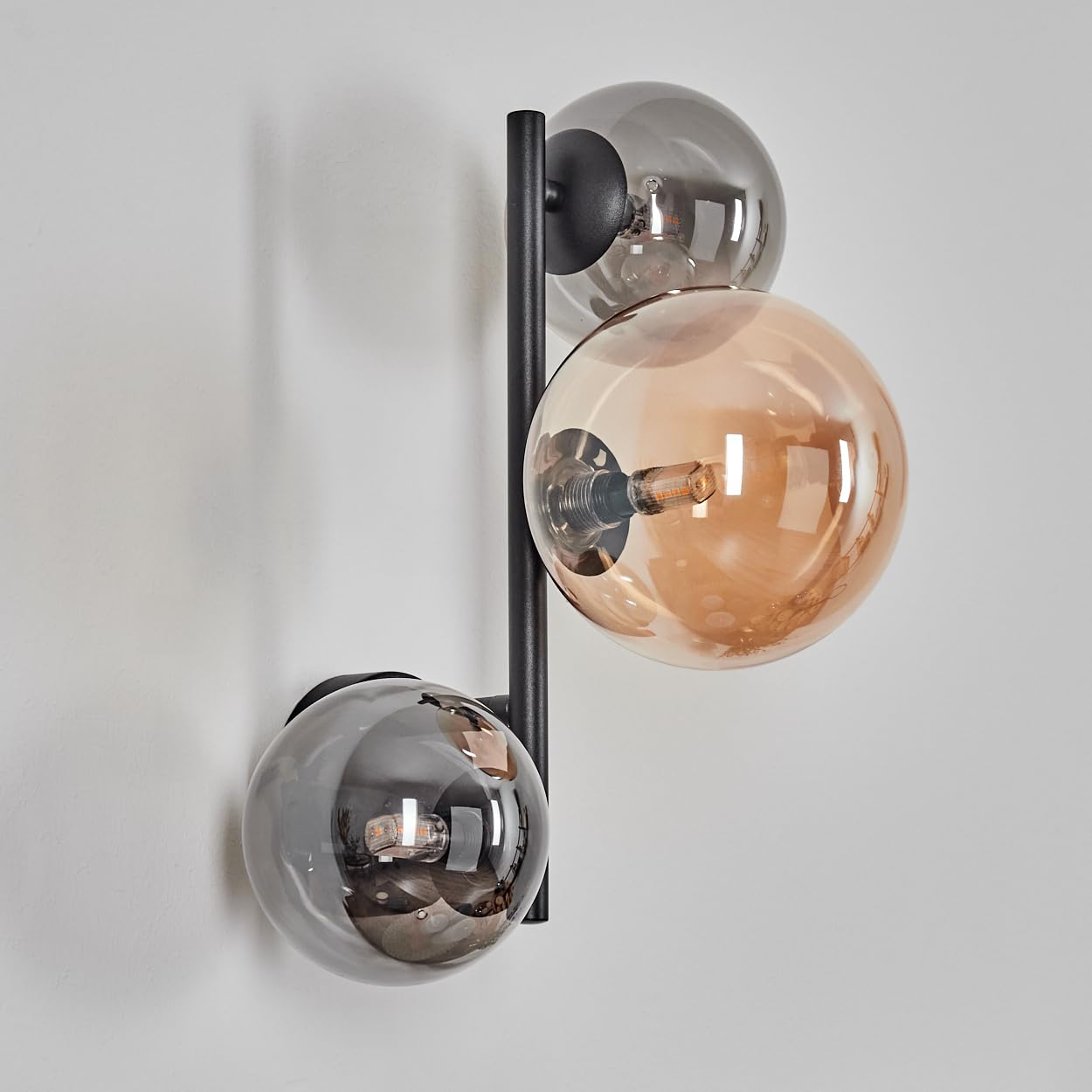 HOFSTEIN Wandleuchte Chehalis, Wandlampe aus Metall/Glas in Schwarz/Rauch/Bernstein, moderne Leuchte im Vintage-Design (Ø Schirme 12; 15 cm), G9, Wohnzimmer, Schlafzimmer, Küche, Flur, Treppenhaus
