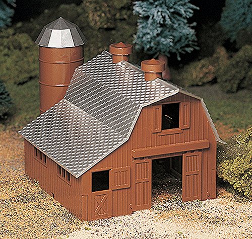 Barn Dairy Barn Bachmann O 45602 grange réaliste pour décor vide