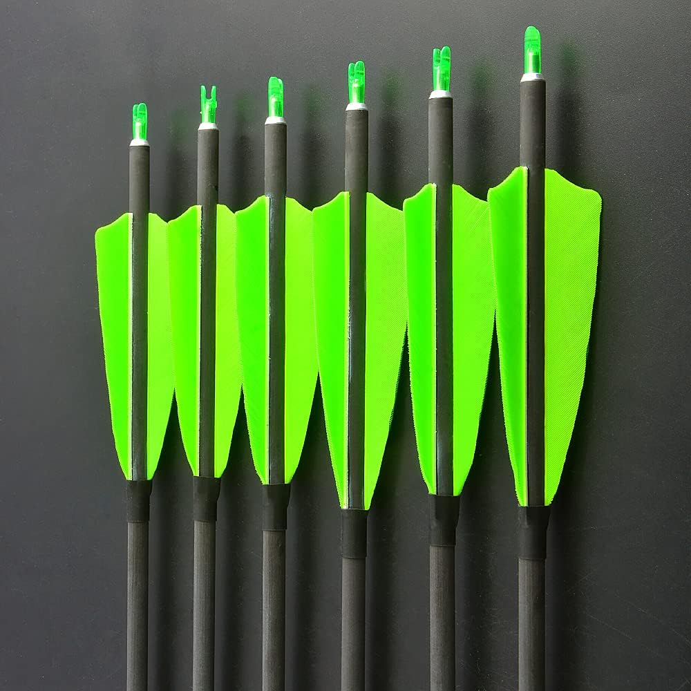 SHARROW 33 Zoll Carbon Pfeile für Bogenschießen Carbonpfeil Spine 400 Jagd Pfeile Carbon Jagdpfeile mit 4 Zoll Natürliche Federn Pfeile für Pfeil Bogen Recurvebogen Compoundbogen Jagd (grün, 12p)