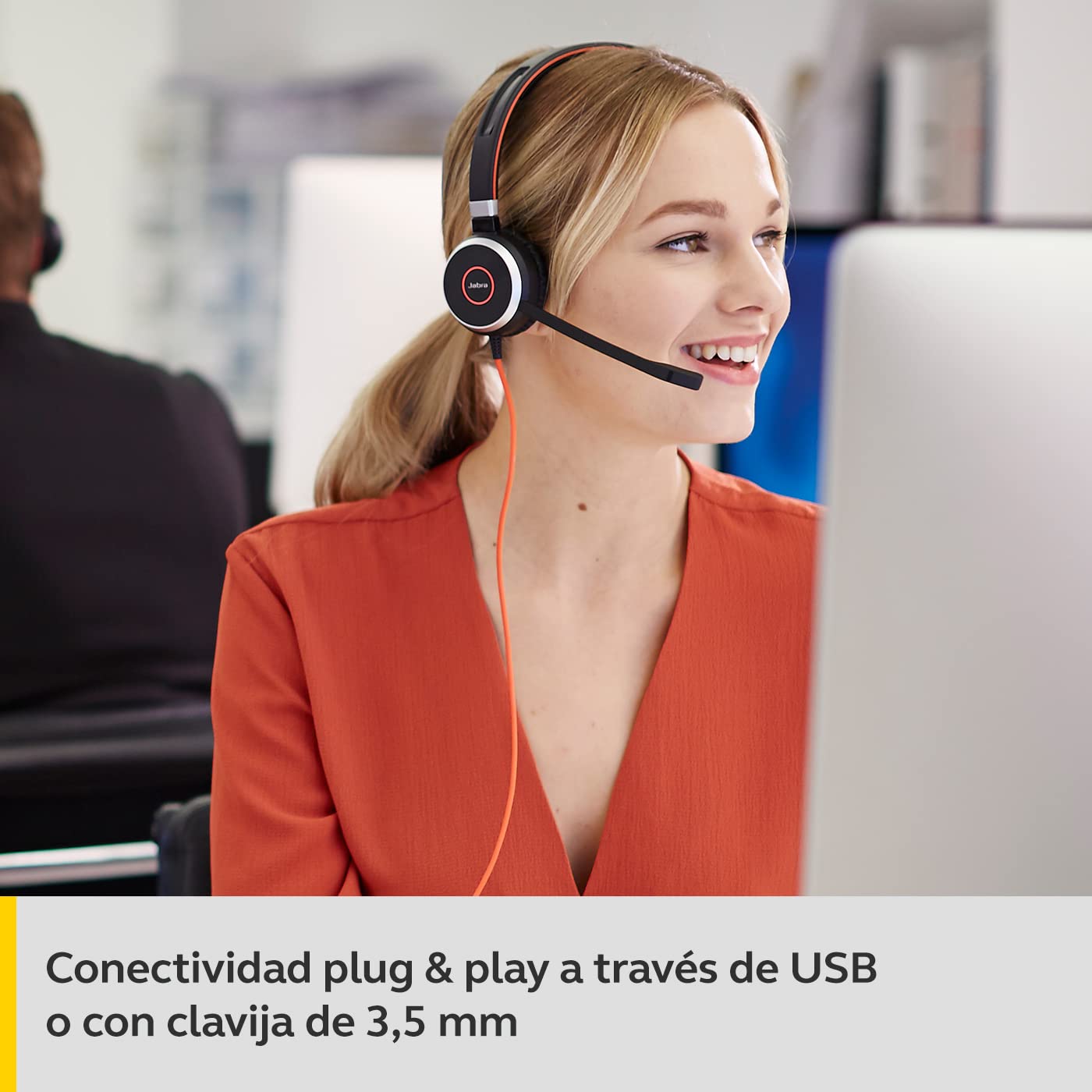 Jabra Evolve 40 UC - Auricular Monoaural de Comunicaciones Unificadas para VoIP Softphone - Cancelación Pasiva de Ruido - Cable USB-A con Unidad de Control - Negro