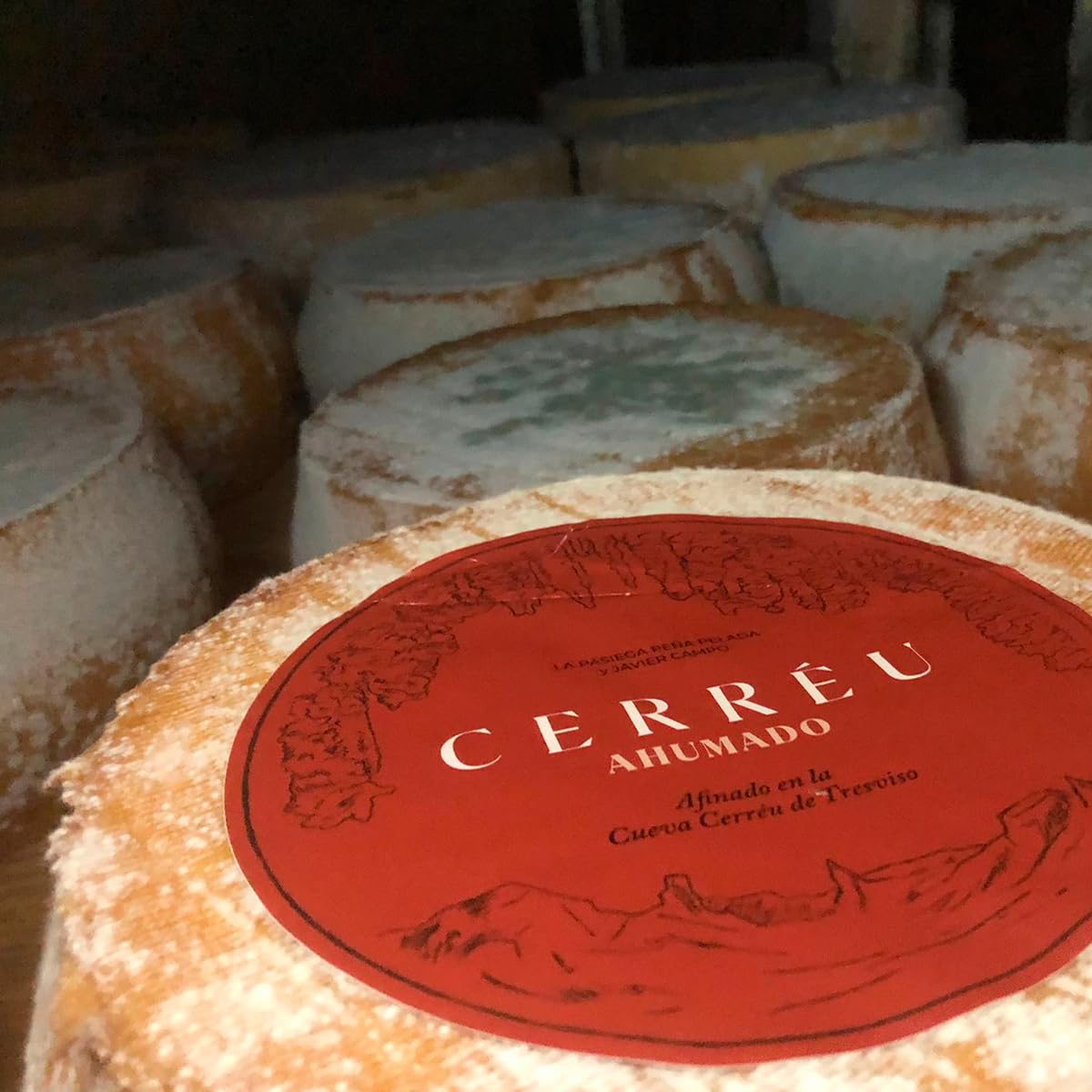 LA PASIEGA DE PEÑAPELADA Cerréu Queso Ahumado Afinado, Queso redondo 500 gr