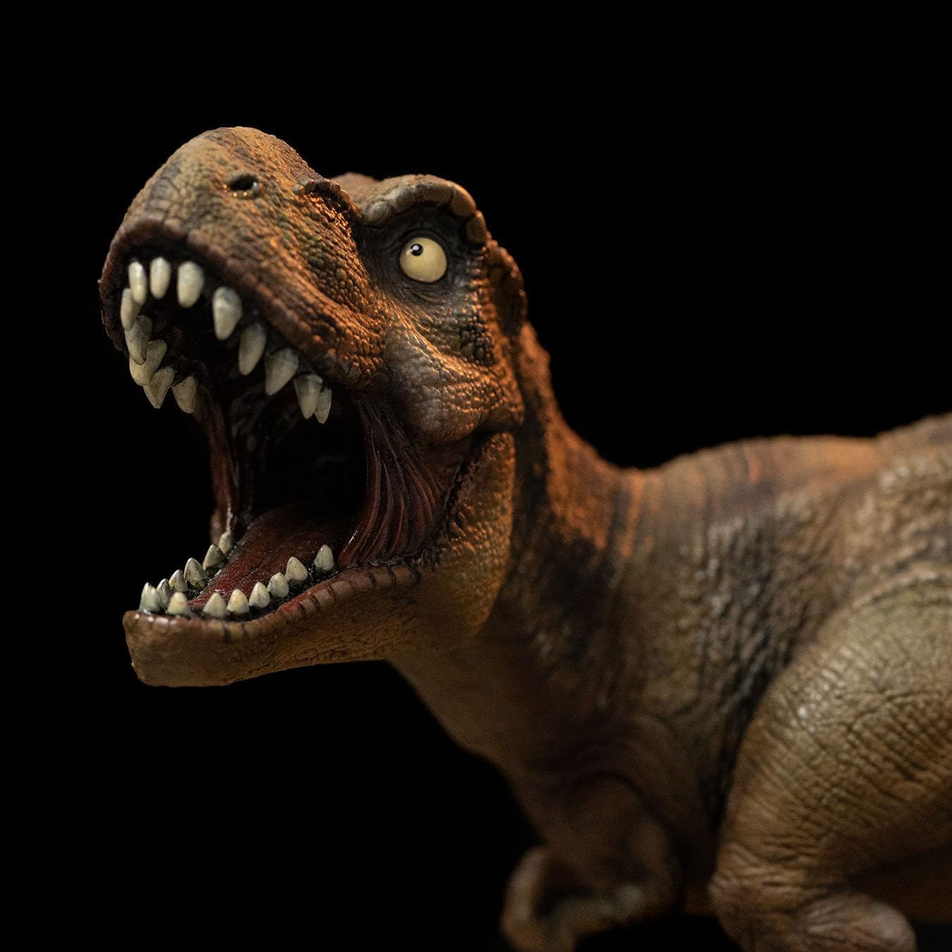 Iron Studios Collectbile Statue Jurassic Park Minico PVC T-Rex Illusion Regular Version 30th Anniversary Figure 15cm 5.8 inches