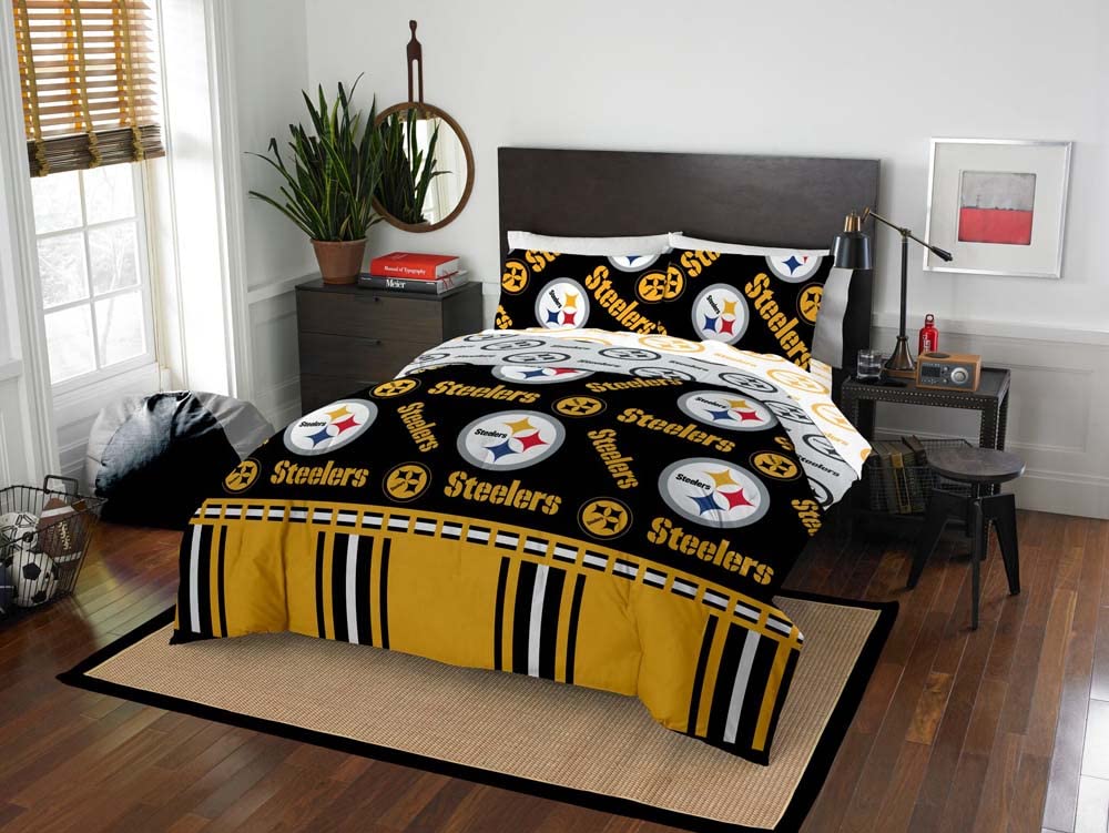 Northwest The Company Officially Licensed NFL Pittsburgh Steelers Full Bed in a Bag Set, 78
