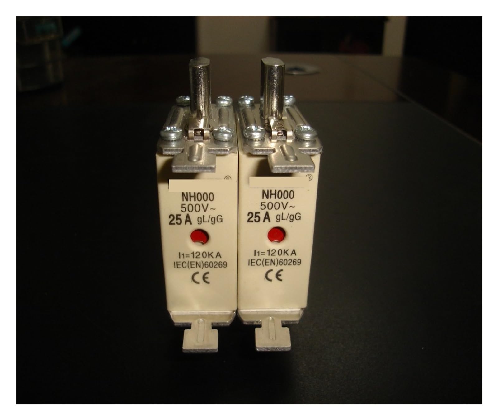 HYUJNAFZR 1pcs Fuses NH000 25A 500V NH000 20A 500V 120KA(25v)
