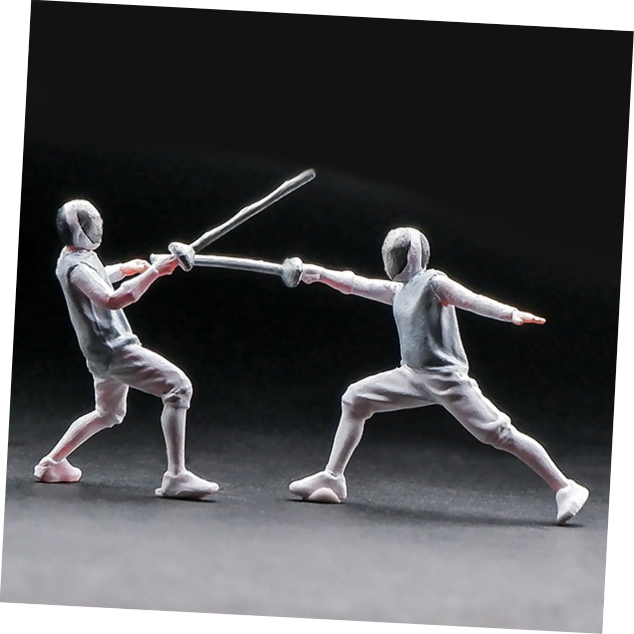 Sosoport 2pezzi Persone Minuscole in Scala per Scherma Figure di Modelli di Partite in Resina Decorazioni per Diorama da Tavolo Accessori per Scene in Miniatura Modelli Dipinti Mano