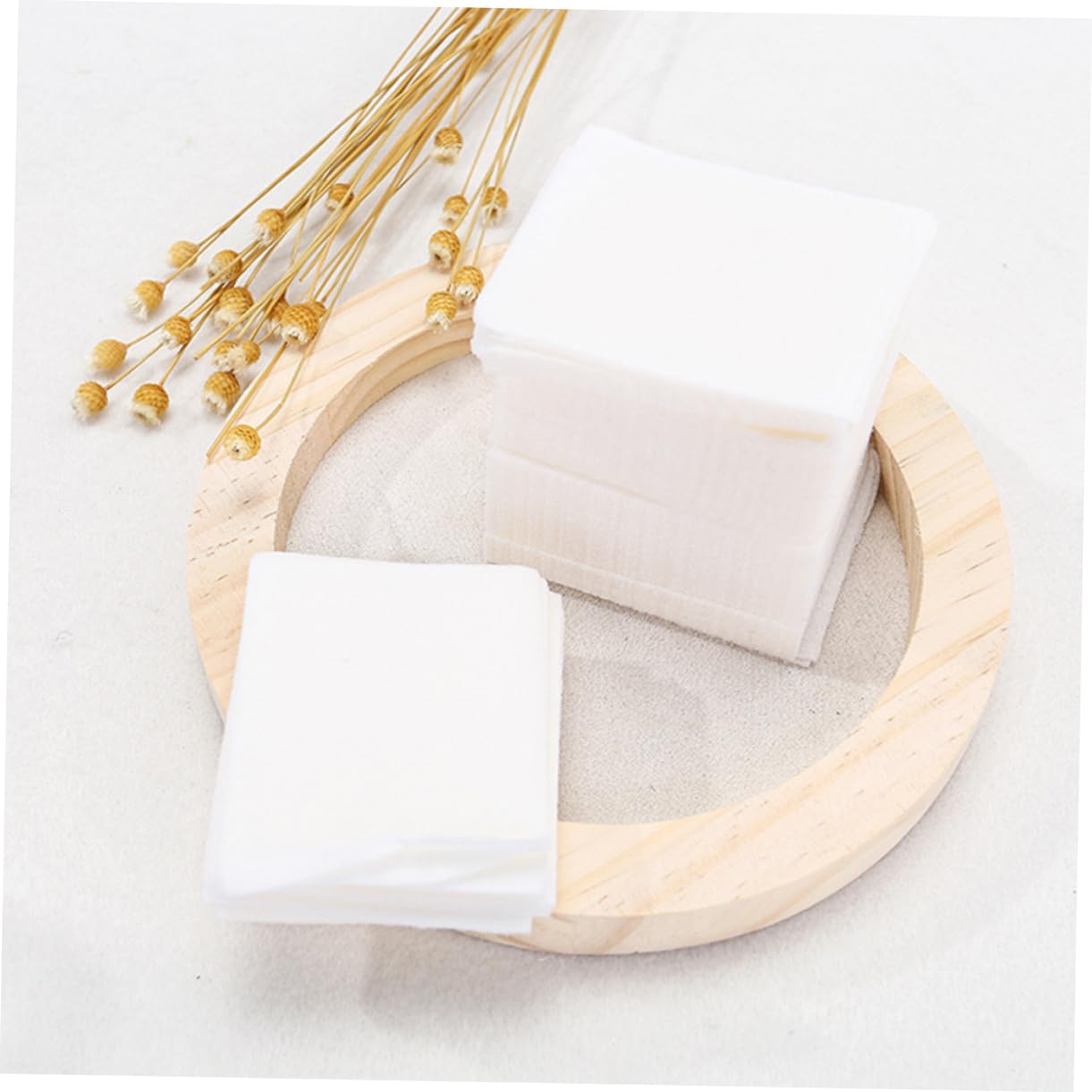 FOMIYES Gentle Cotton Pads for Makeup Removal 400ct Boxed Soft Absorbent Non-woven for Home Travel or Salon