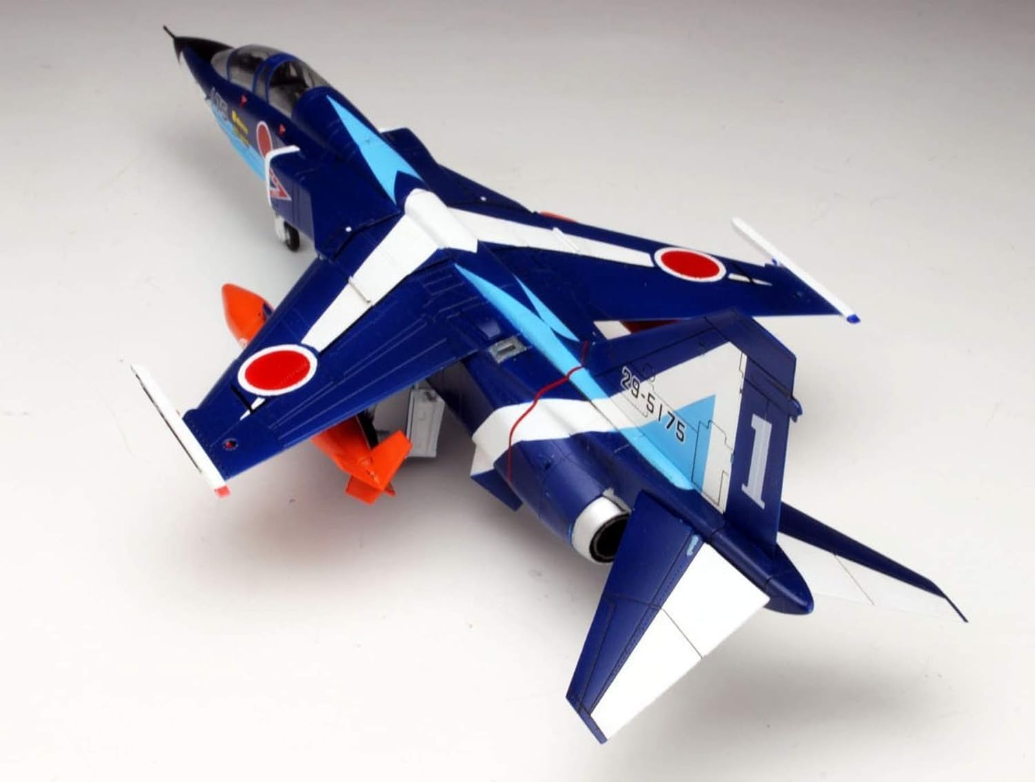 Amazon | プラッツ 1/72 航空自衛隊T-2 ブルーインパルス 初回限定