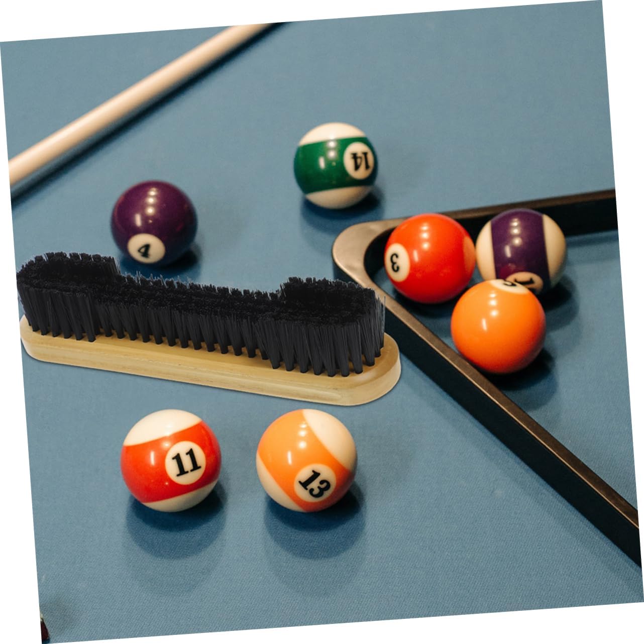 3pcs Billiard Table Cleaning Brush Pool Table Maintenance Tool for Felt and Rail Gaps Gentle Bristles for Delicate Surfaces for Club and Home Use