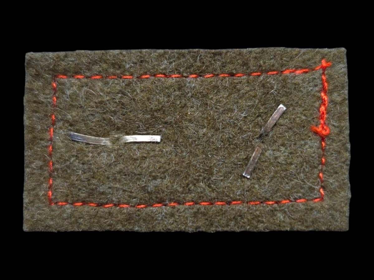 Amazon.co.jp: 金属星章付き 実物 日本陸軍 織出襟章 軍曹階級章 襟章
