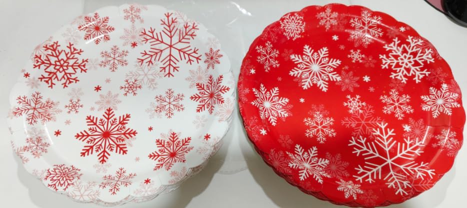 NatNarr 30 Pcs 9 Inch Red and White Snowflake Paper Plates Christmas Plates