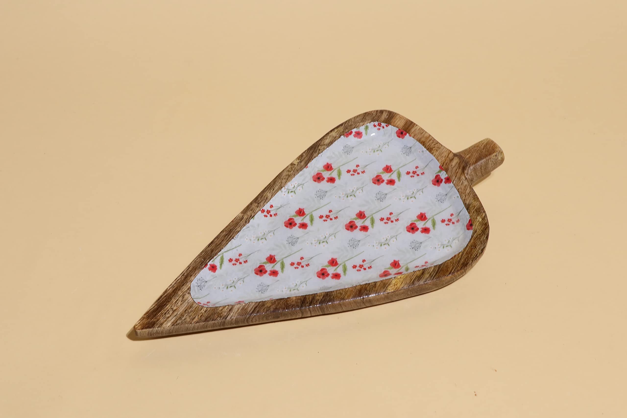 Zinger Pushkar Multipurpose Leaf Shape Fusion Wooden Platter