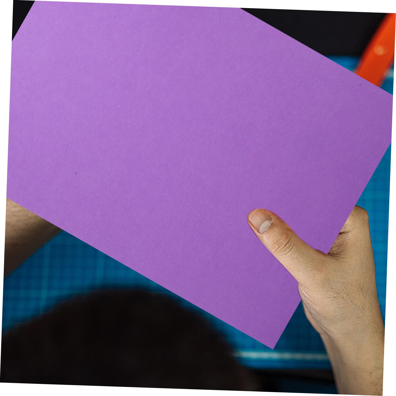 TEHAUX Lila Bastelkarton Vielseitig Einsetzbar aus Papier 50 Blatt Zuschneidbar für Bastelarbeiten und Kartenherstellung