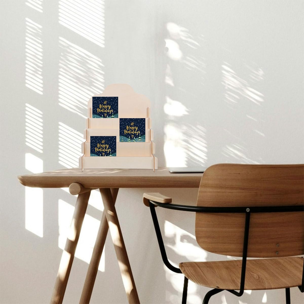 Homoyoyo Présentoir en Bois à Étages pour Cartes de Vœux et Posters Beige, Organiseur Élégant à Structure Multi-Niveaux pour Comptoirs de Vendeurs, Lot de 2