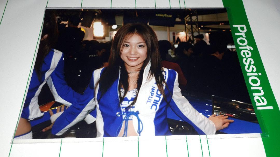 Amazon.co.jp: レースクイーン 写真 2Lサイズ 1枚 カルソニック