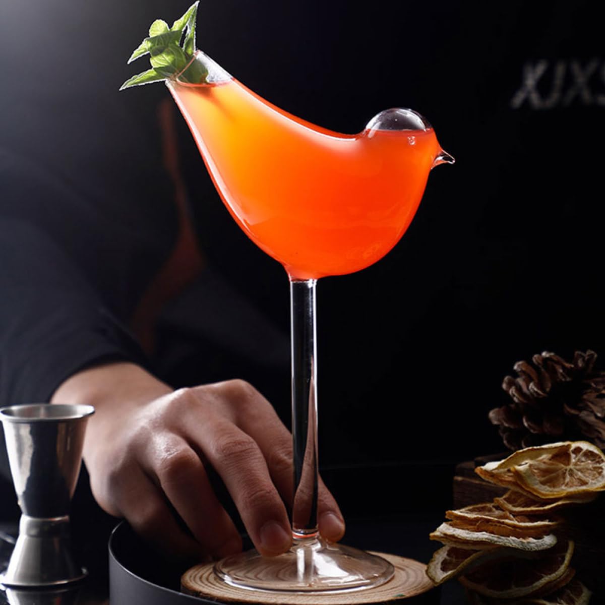 8stücke Teiliges Vogelglas in Goblet form aus Hochwertigem Glas Geeignet für Zuhause Bar Party Hotel Stilvolle Trinkgläser für Wein Brandy und Cocktails