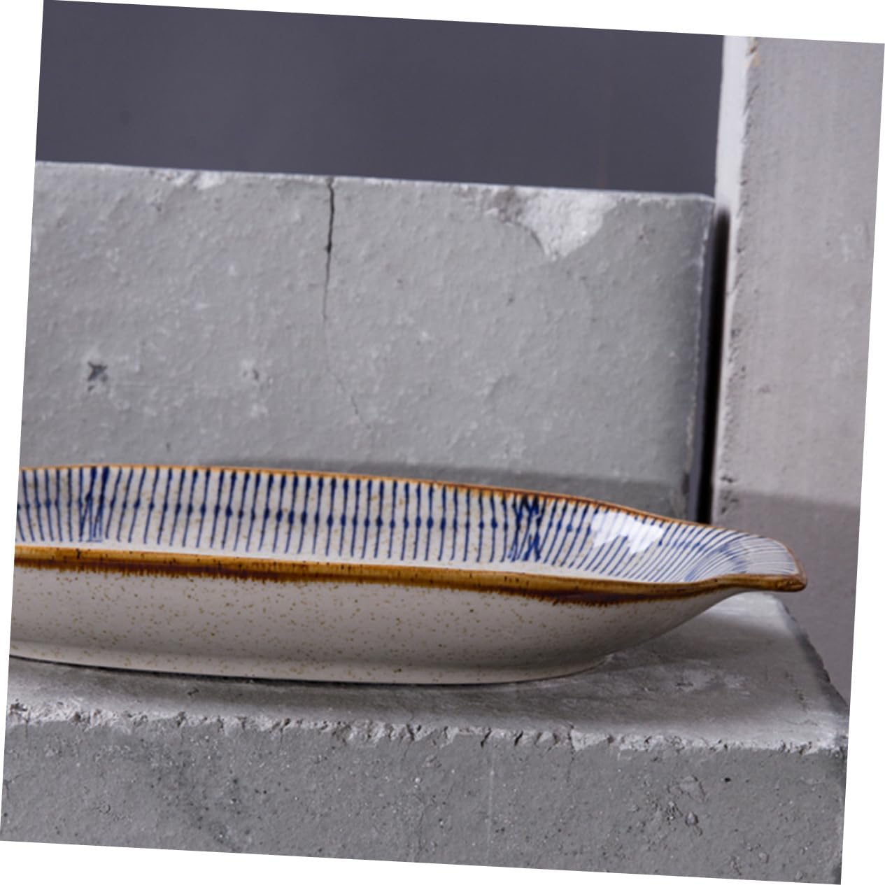 Healifty Double-Handled Ceramic Fish Steaming Plate Rectangular Cooking Dish for Household Use Microwave Safe Serving Tray with Handles