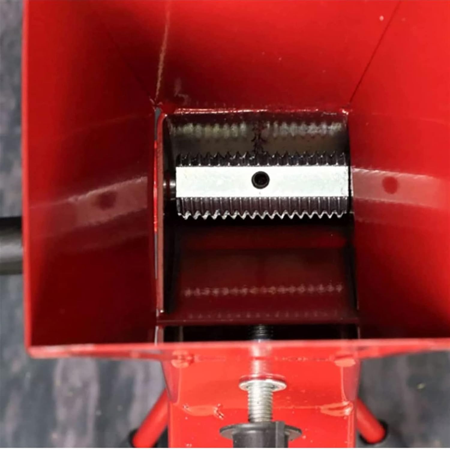Nut Sheller Pecan Walnut Plier Multifunctional Nut Cracker Sheller Walnut Pliers Heavy Duty Walnut Nut Cracker Crushing Machine Nuts Metal Material Wine Red Nutcracker Cracker Tool Nut Cracker Sheller