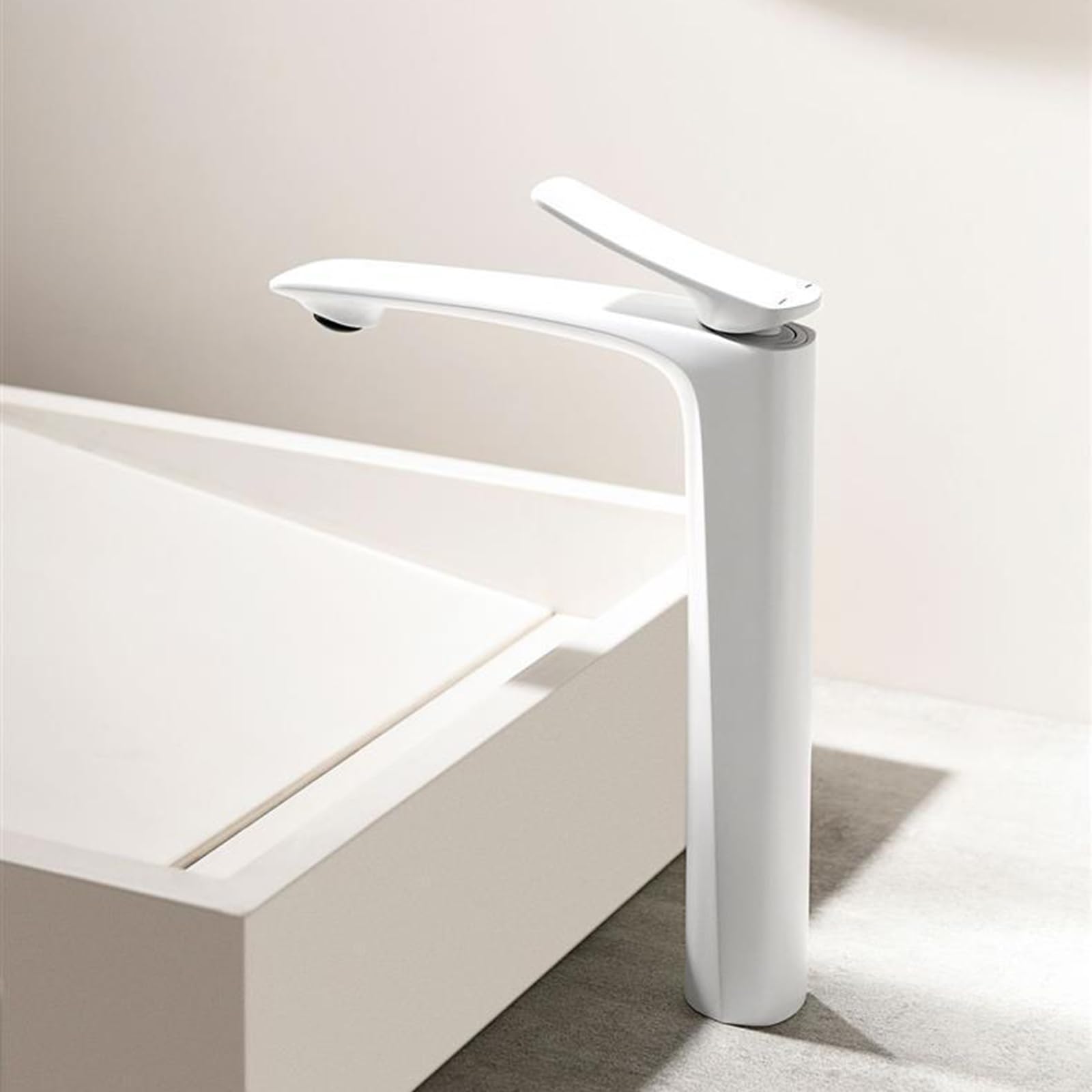 Grifo Monomando Alto para Lavabo de Baño para Agua Fría Y Caliente Apto para Fregaderos de Un Solo Orificio Color Blanco