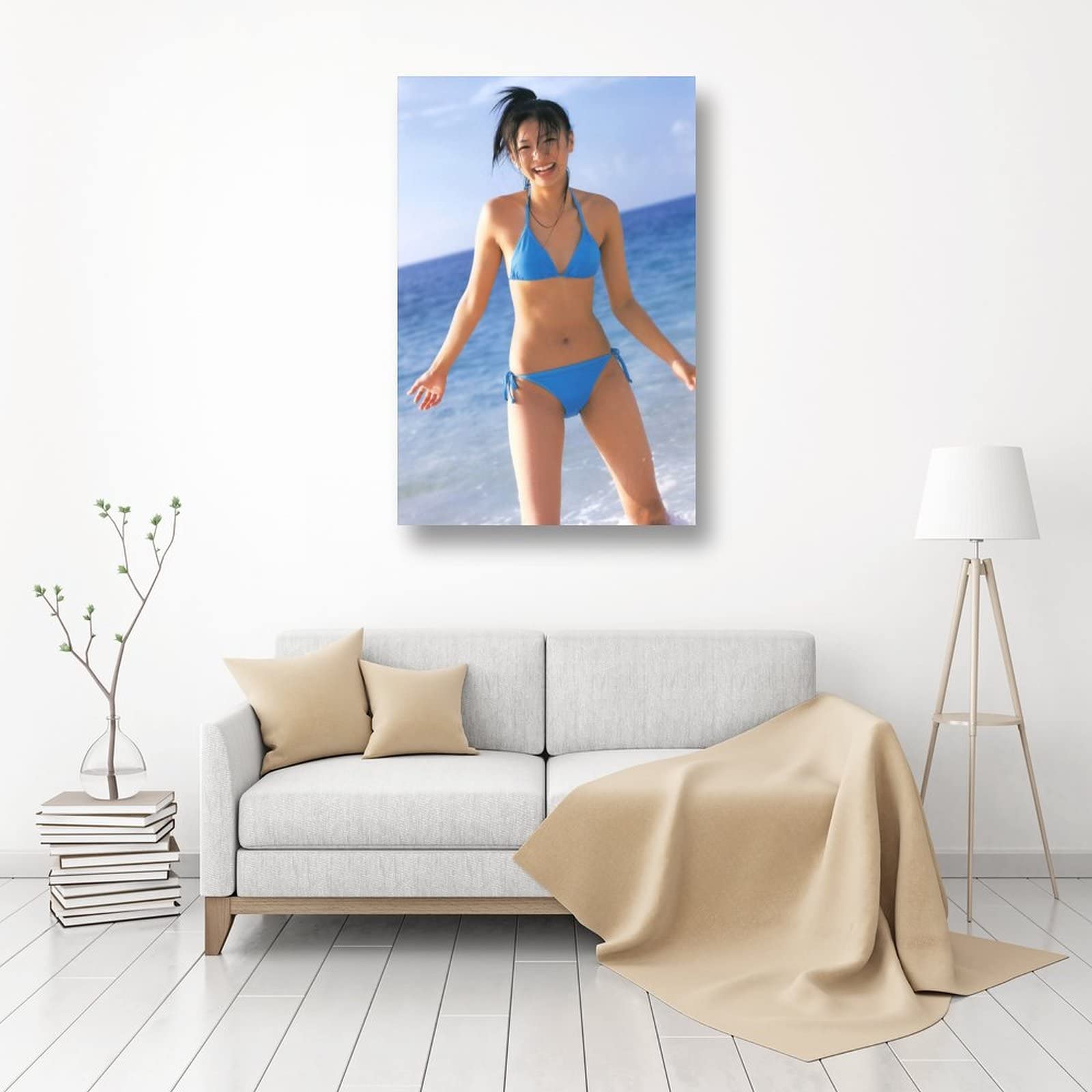 ビキニモデル 宇宙空間 ポスター Amazon.co.jp: 桑島海空 光沢白ビキニ